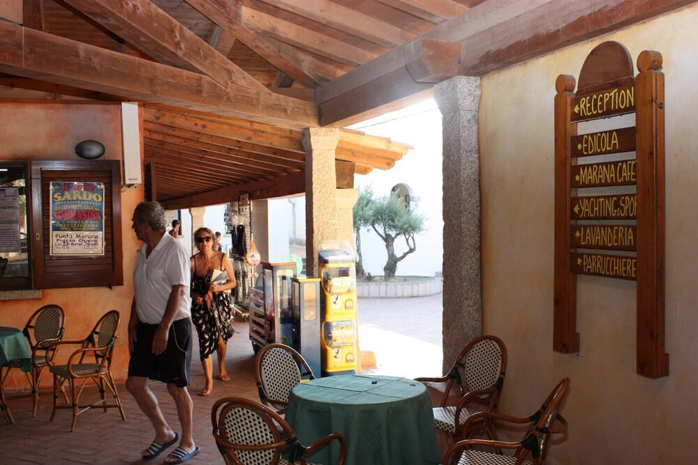 Le Corti Di Marinella Aparthotel Marinella  Exterior foto