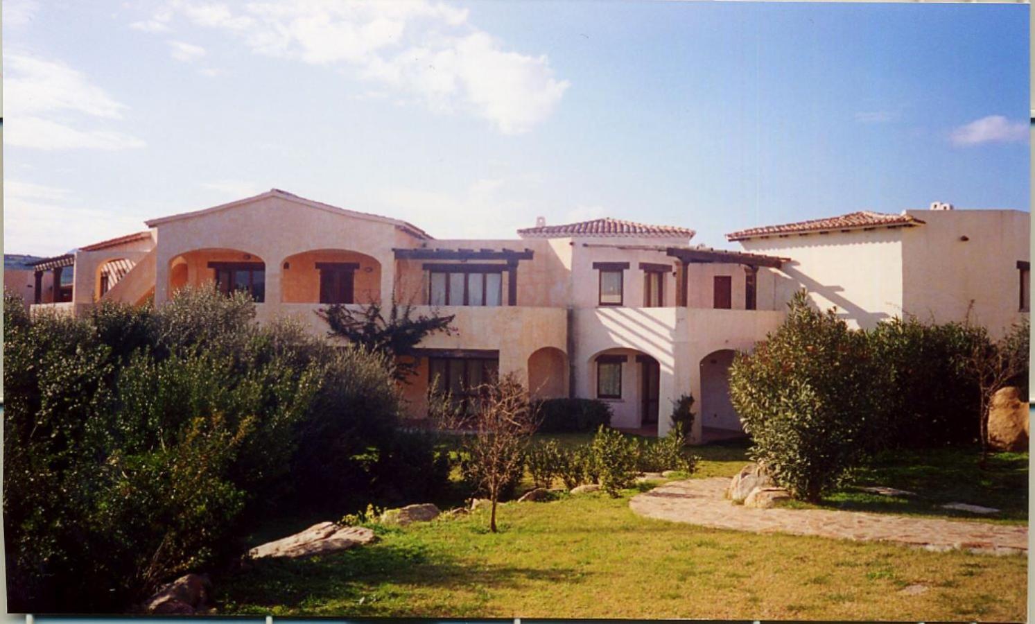 Le Corti Di Marinella Aparthotel Marinella  Exterior foto