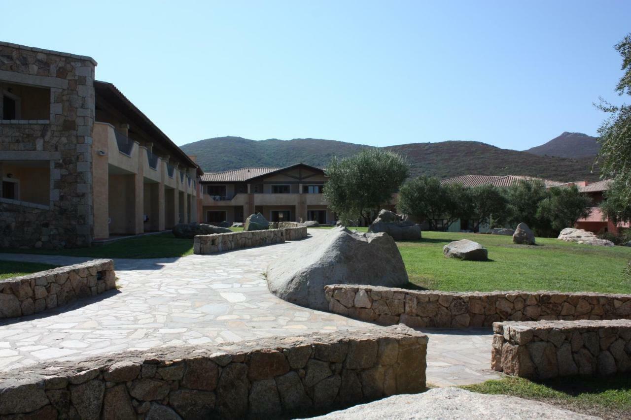 Le Corti Di Marinella Aparthotel Marinella  Exterior foto